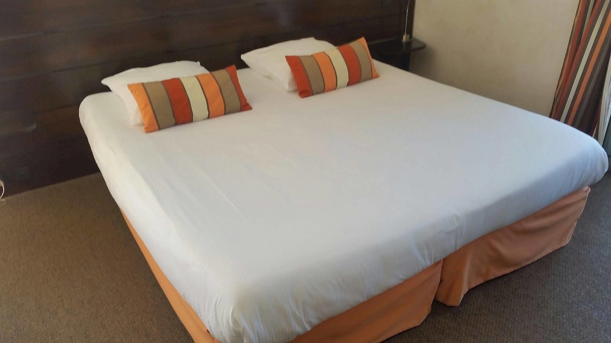 Le Synaya Hotel ซานารี-ซูร์-แมร์ ภายนอก รูปภาพ